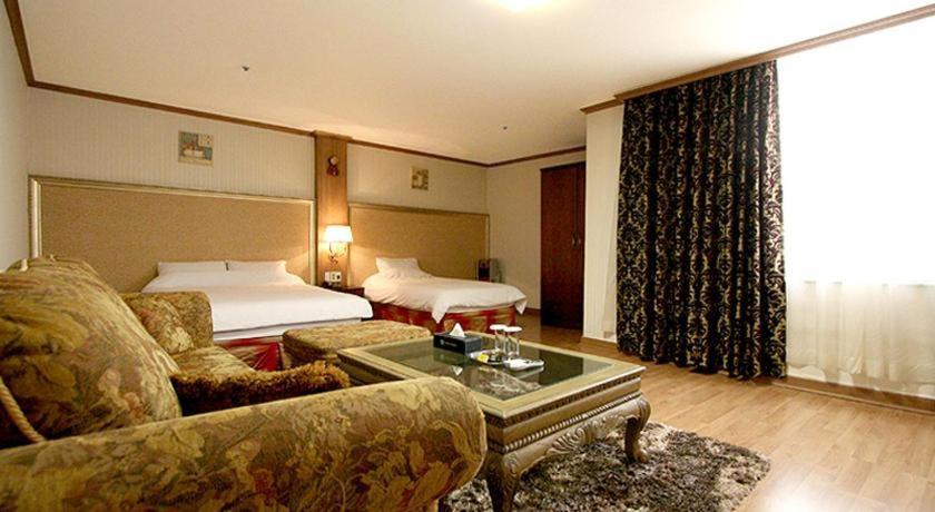 Hotel Olympic Changwon Eksteriør bilde
