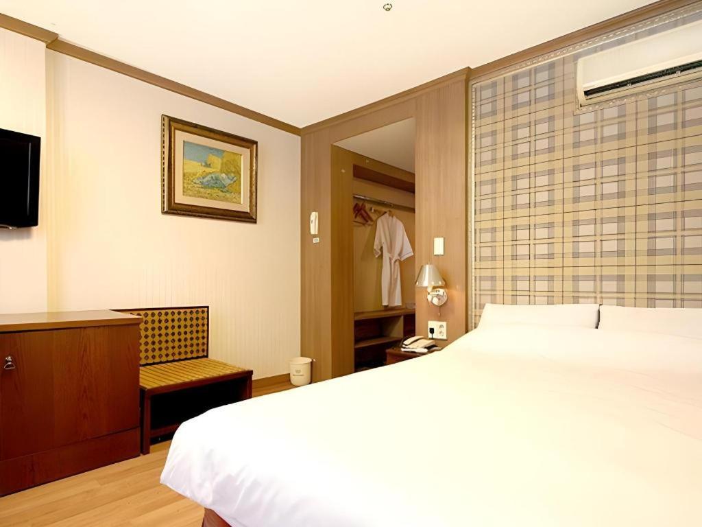 Hotel Olympic Changwon Eksteriør bilde