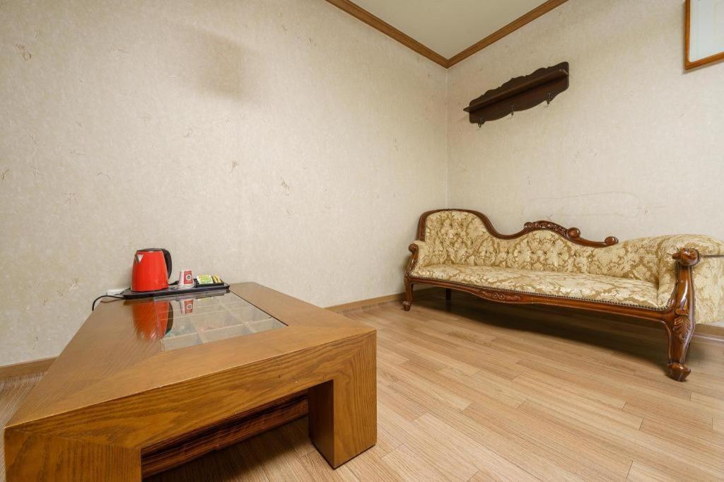 Hotel Olympic Changwon Eksteriør bilde