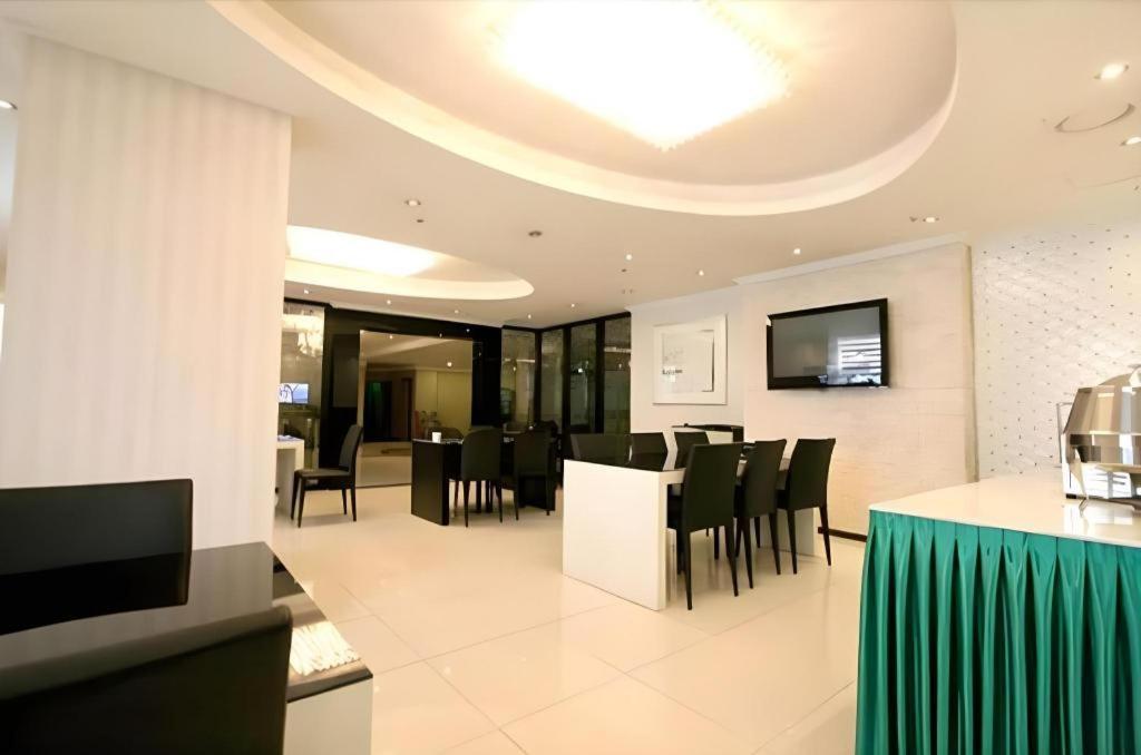 Hotel Olympic Changwon Eksteriør bilde