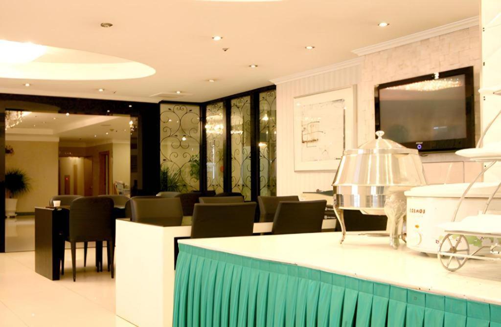 Hotel Olympic Changwon Eksteriør bilde